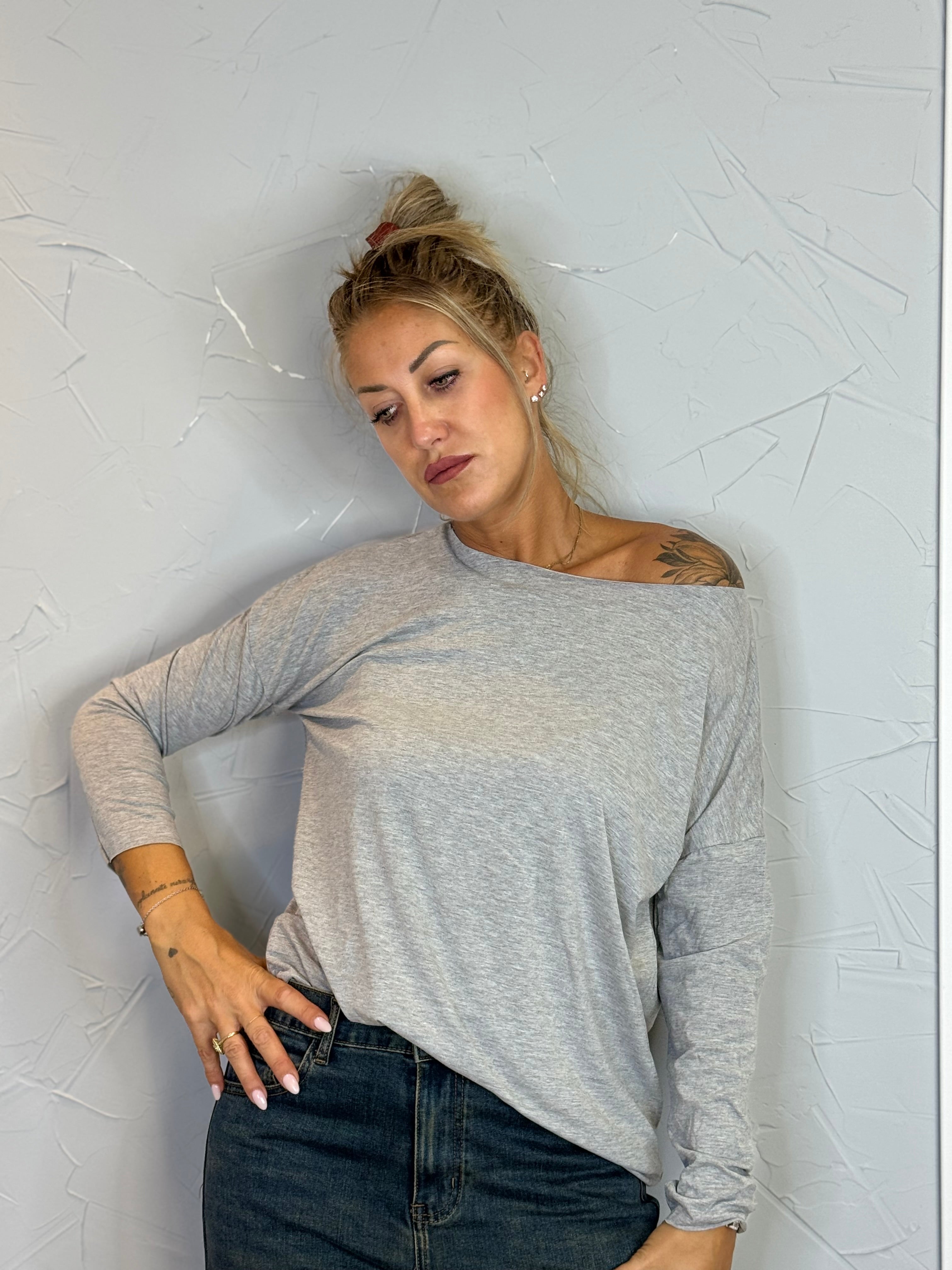 SOPHIA CURVY T-SHIRT MEZZA MANICA PER DONNA E RAGAZZA TAGLIE COMODE SOPHIA CURVY T-SHIRT MEZZA MANICA PER DONNA E RAGAZZA TAGLIE COMODE