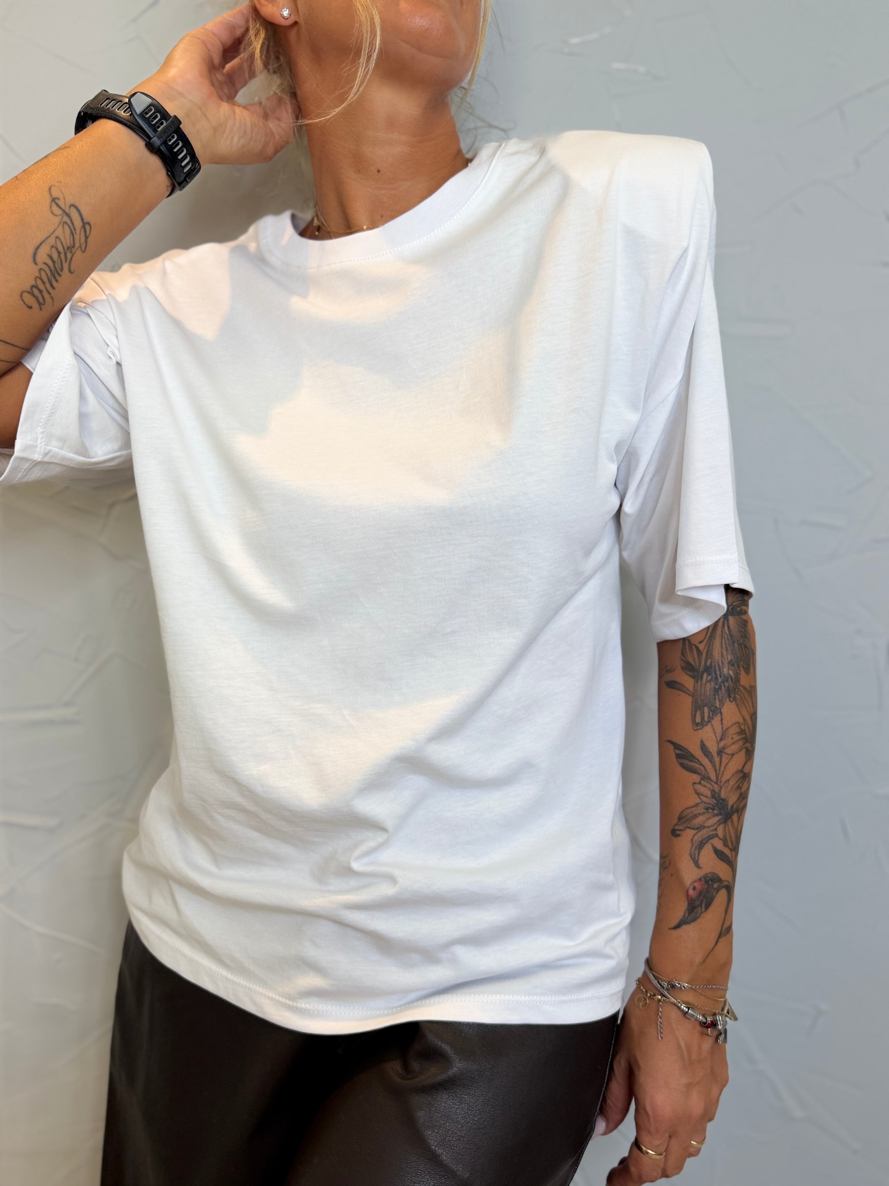 T-shirt spallina