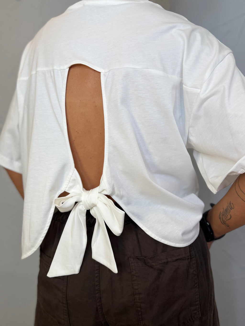 T-shirt fiocco
