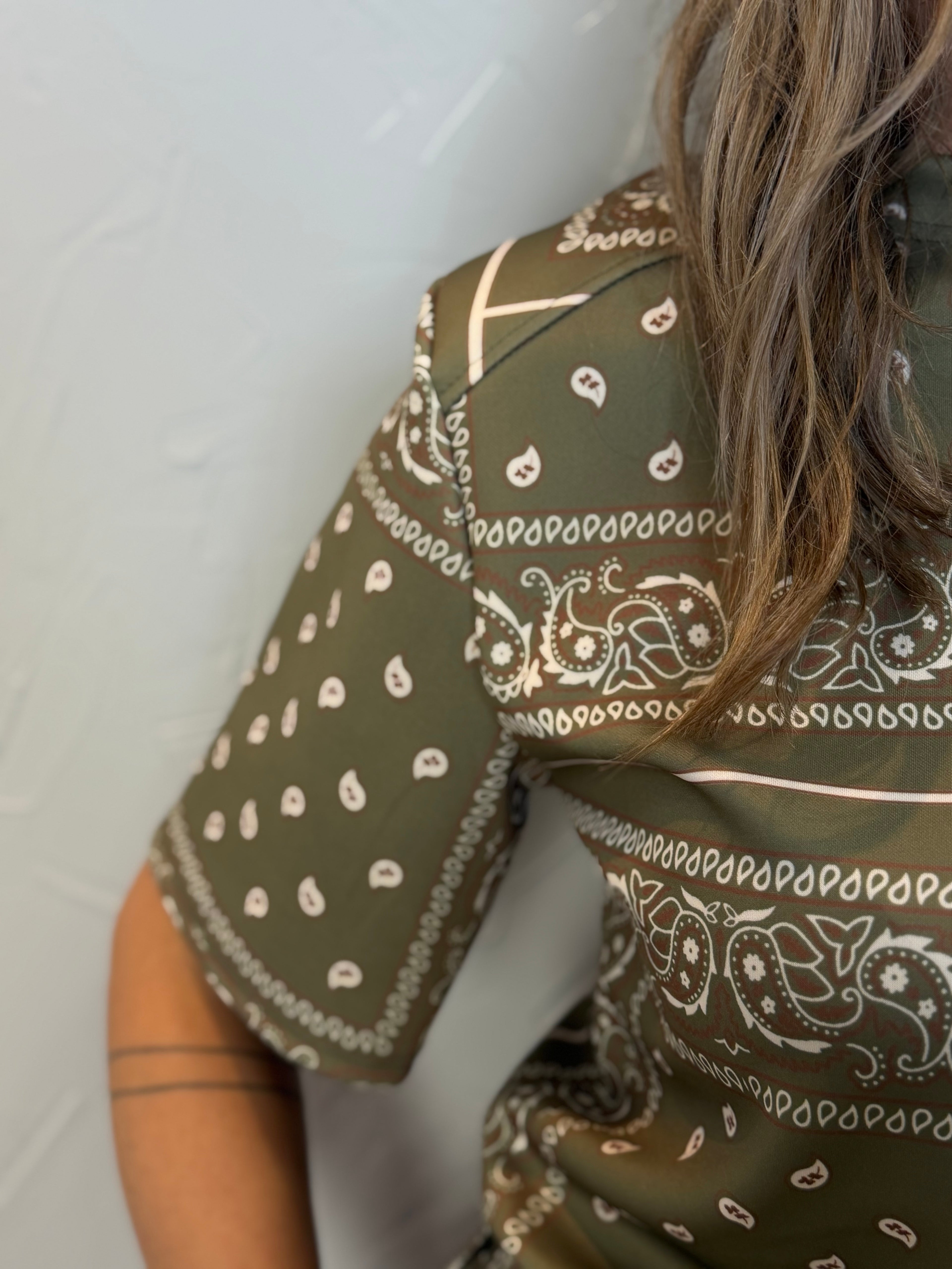 T-shirt bandana