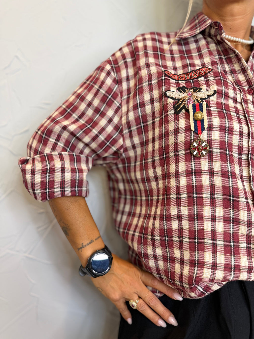 Camicia dettagli