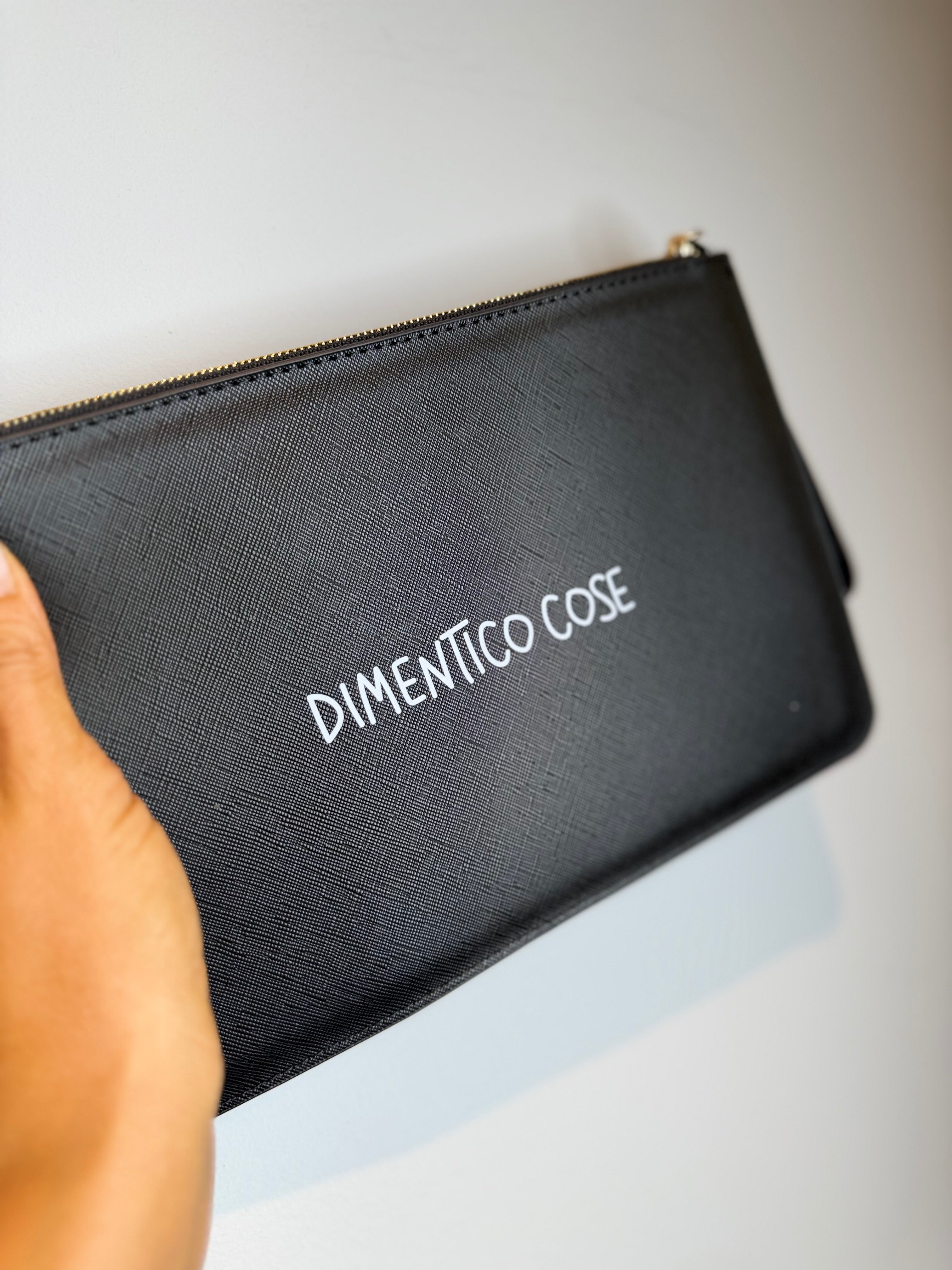 Pochette scritta