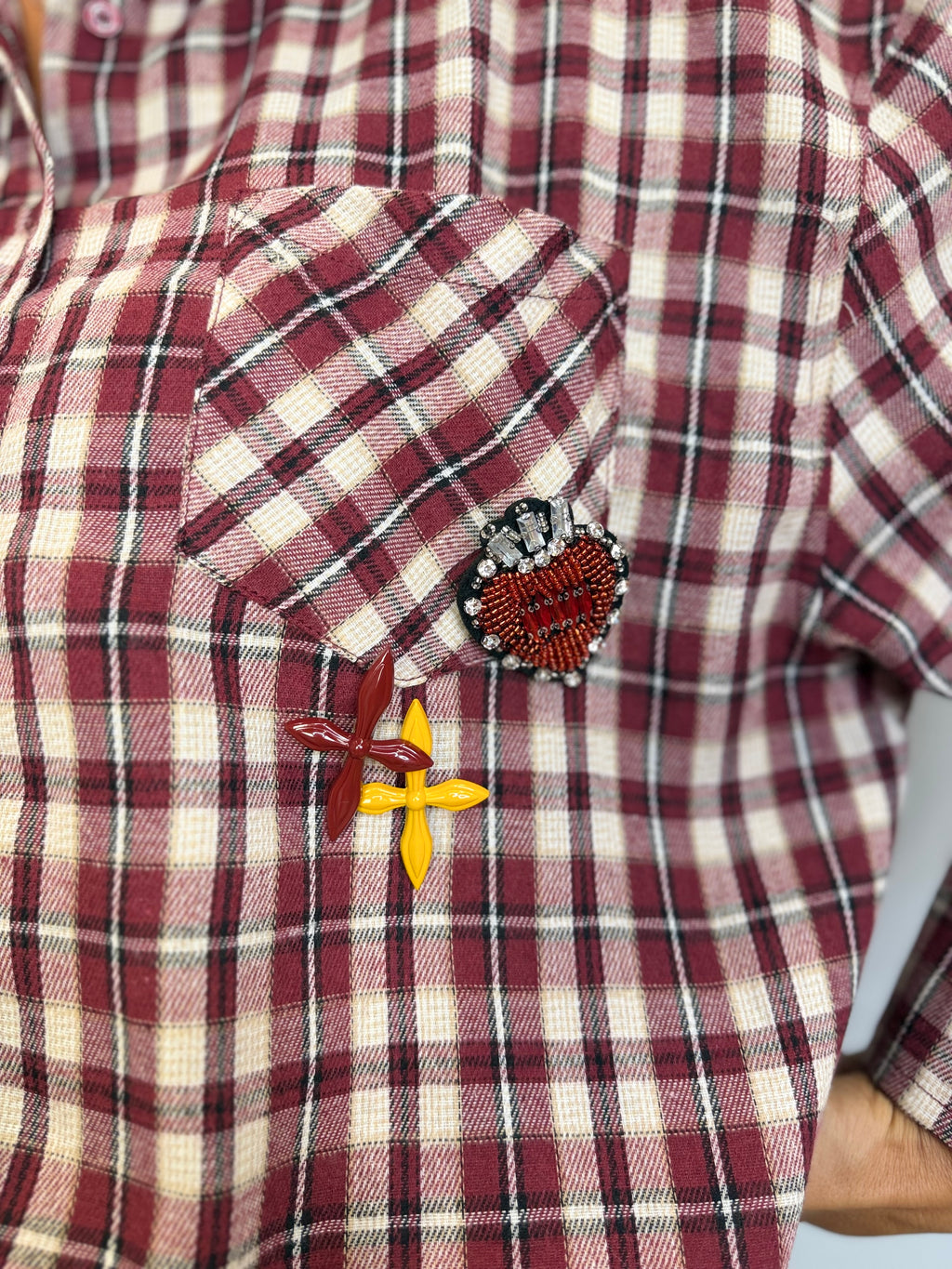 Camicia dettagli
