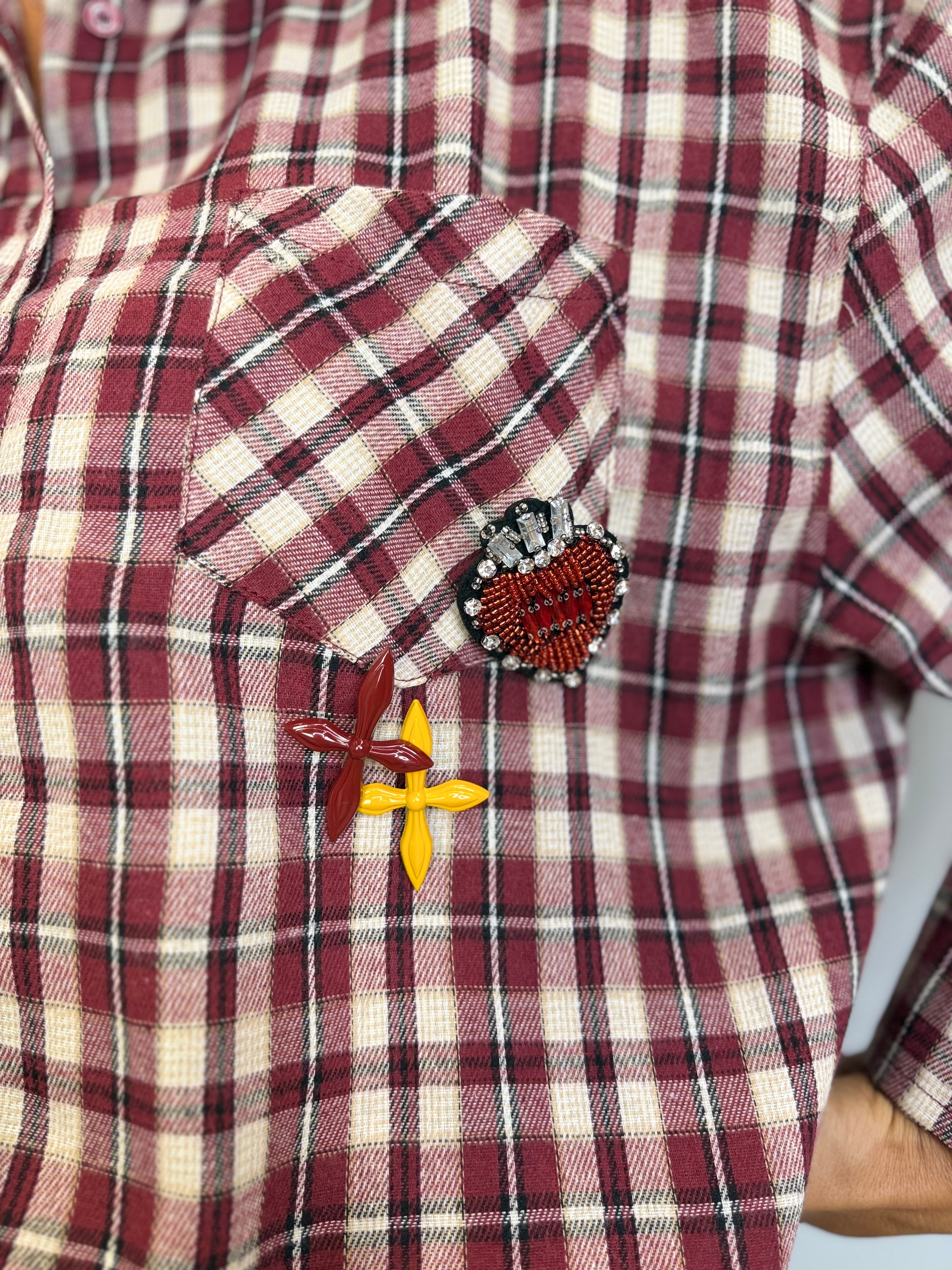 Camicia dettagli