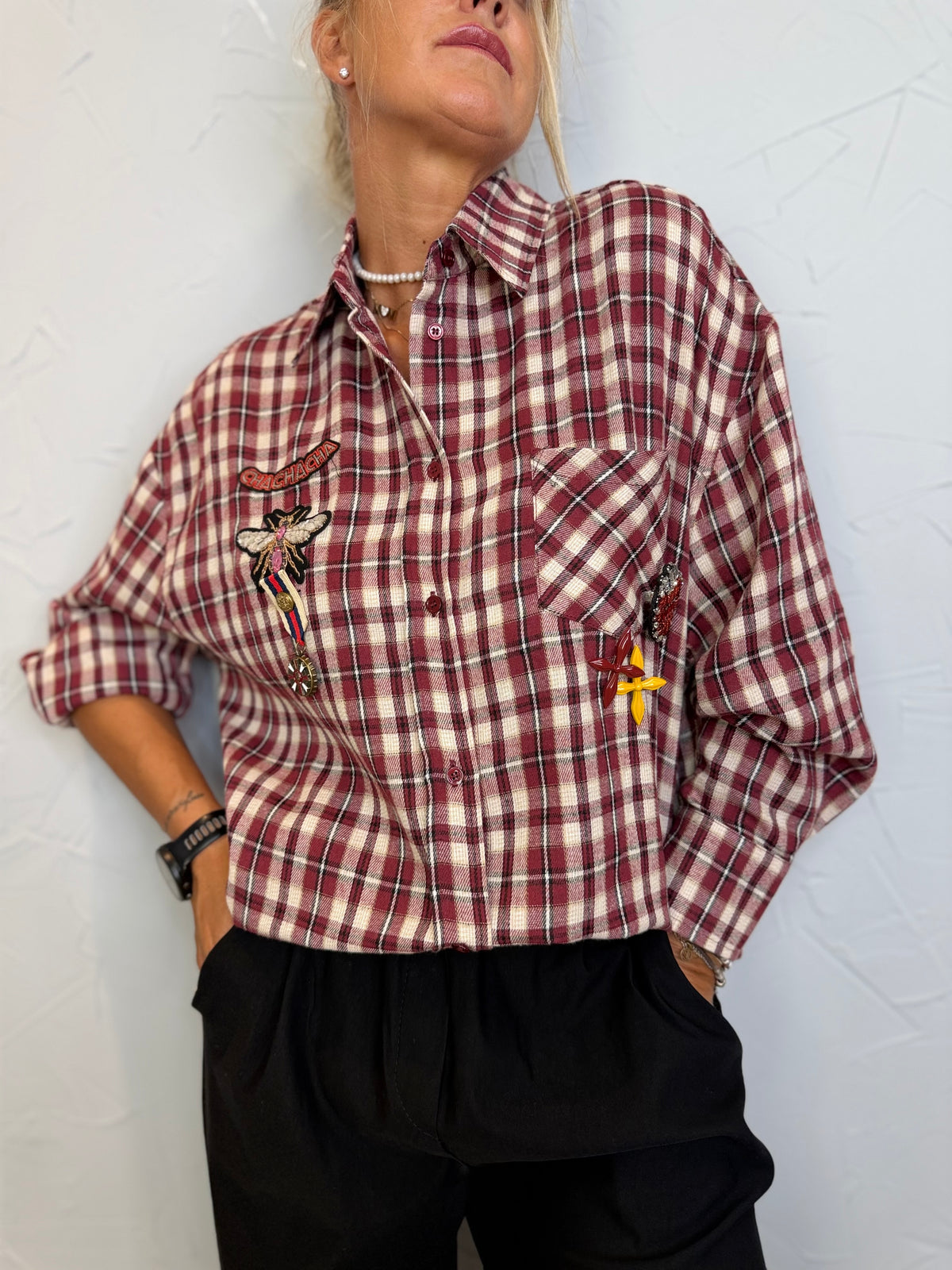 Camicia dettagli