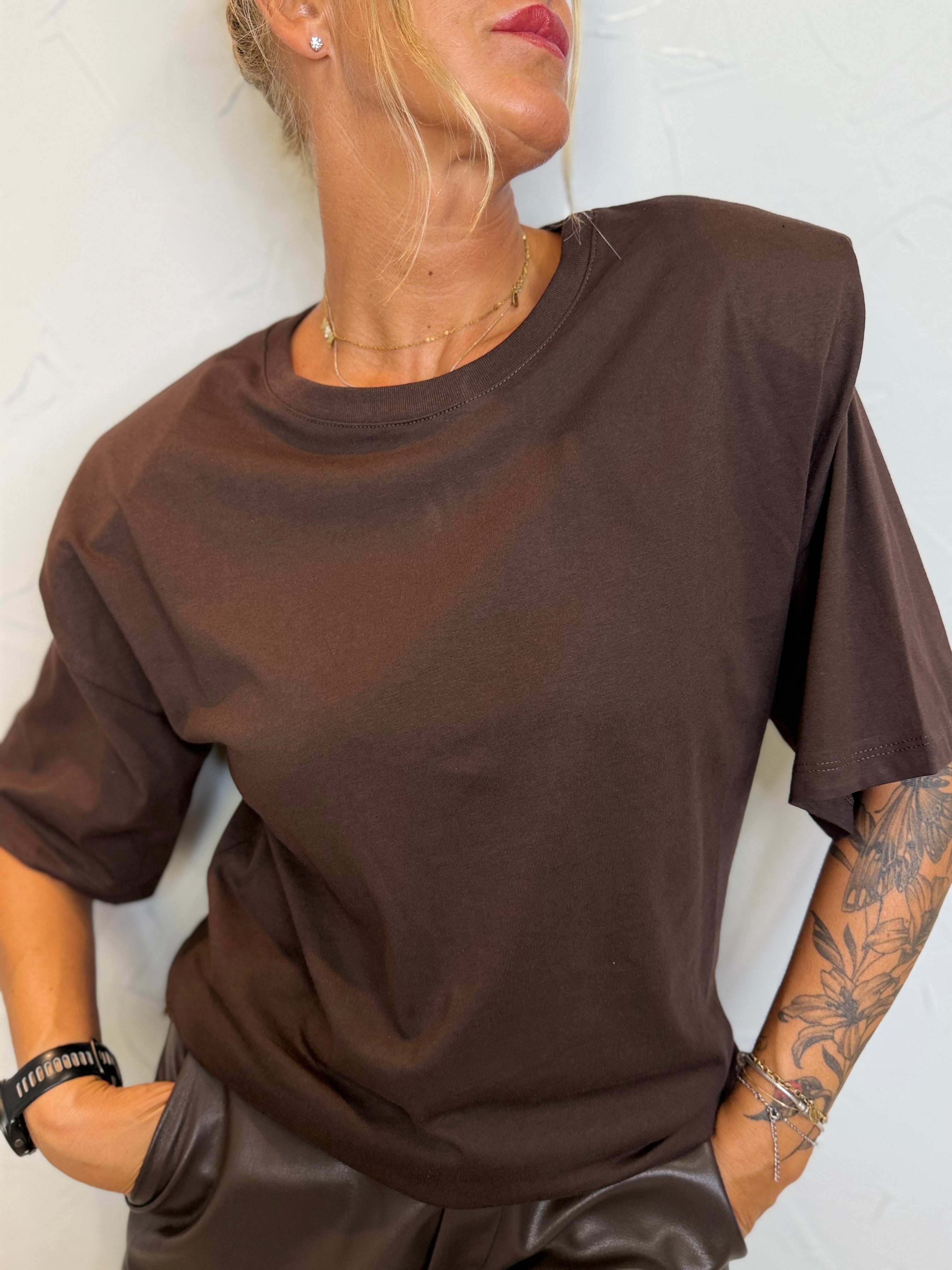 T-shirt spallina