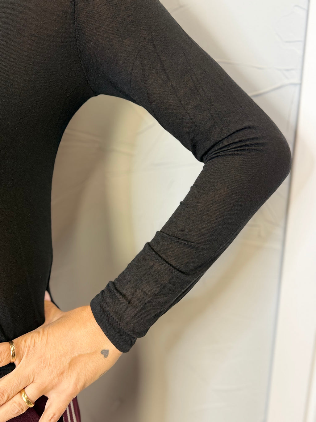 Maglia velo scollo a V