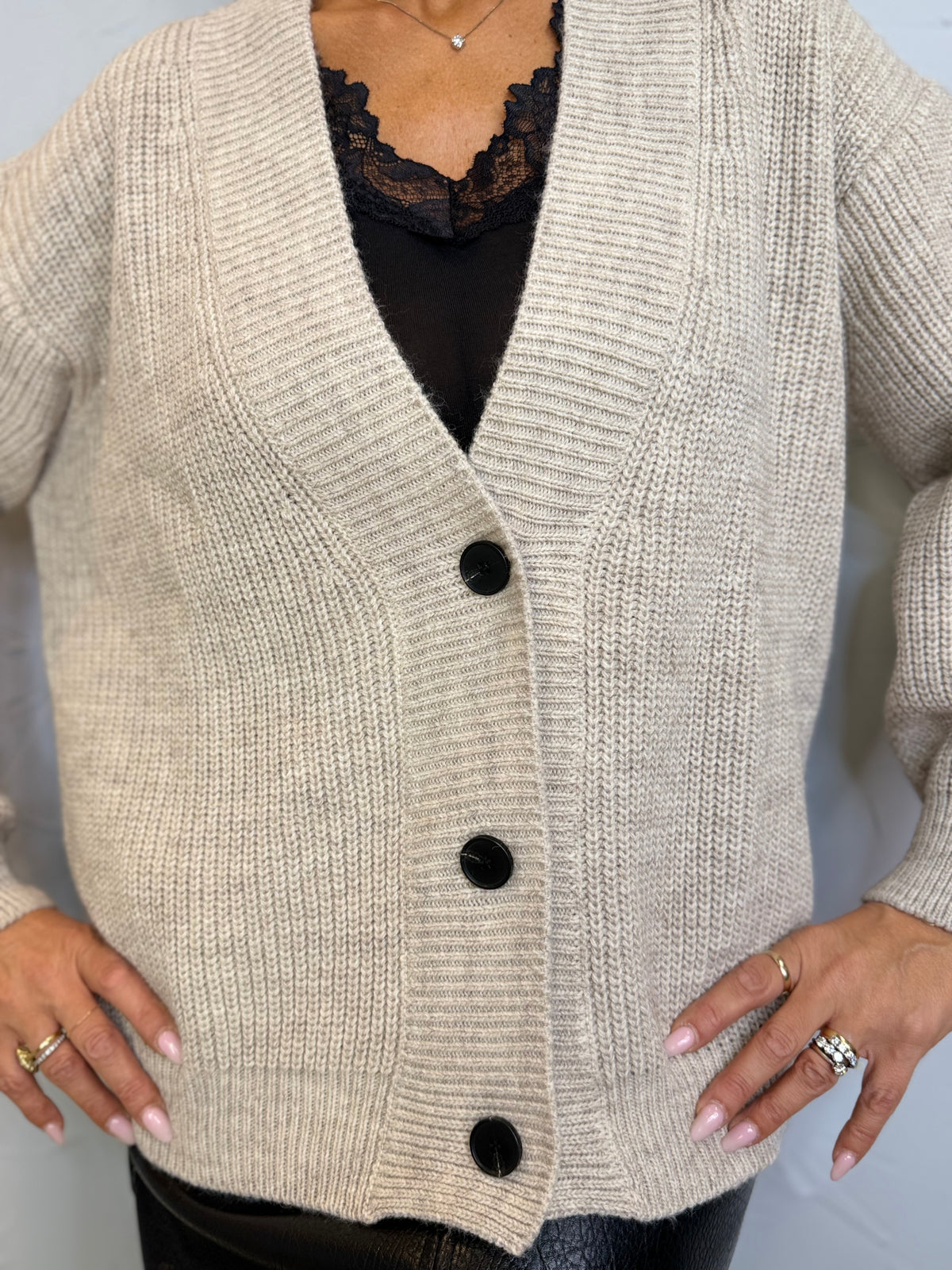 Cardigan basic lumina
