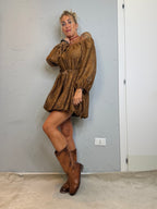 Vestito trama