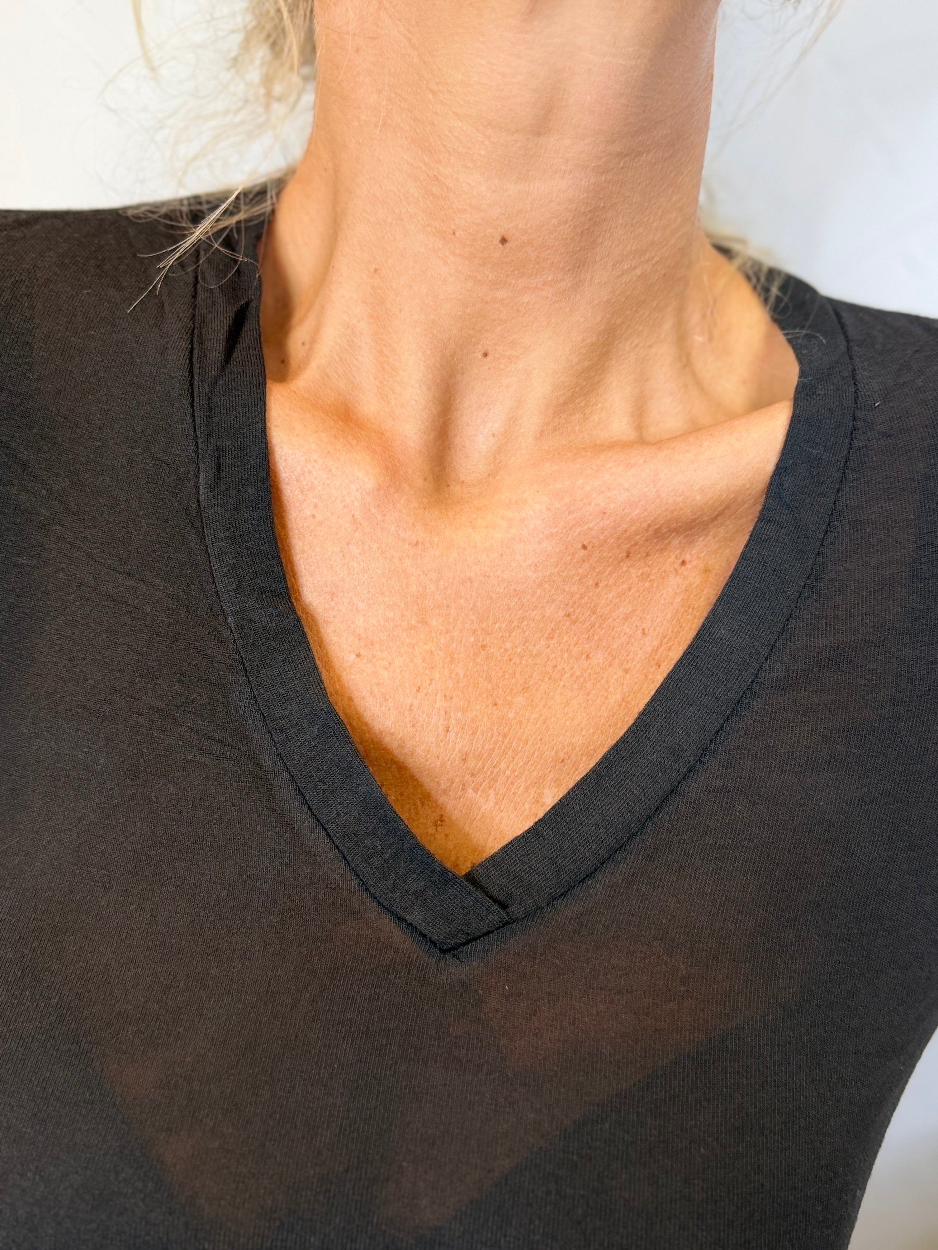 Maglia velo scollo a V