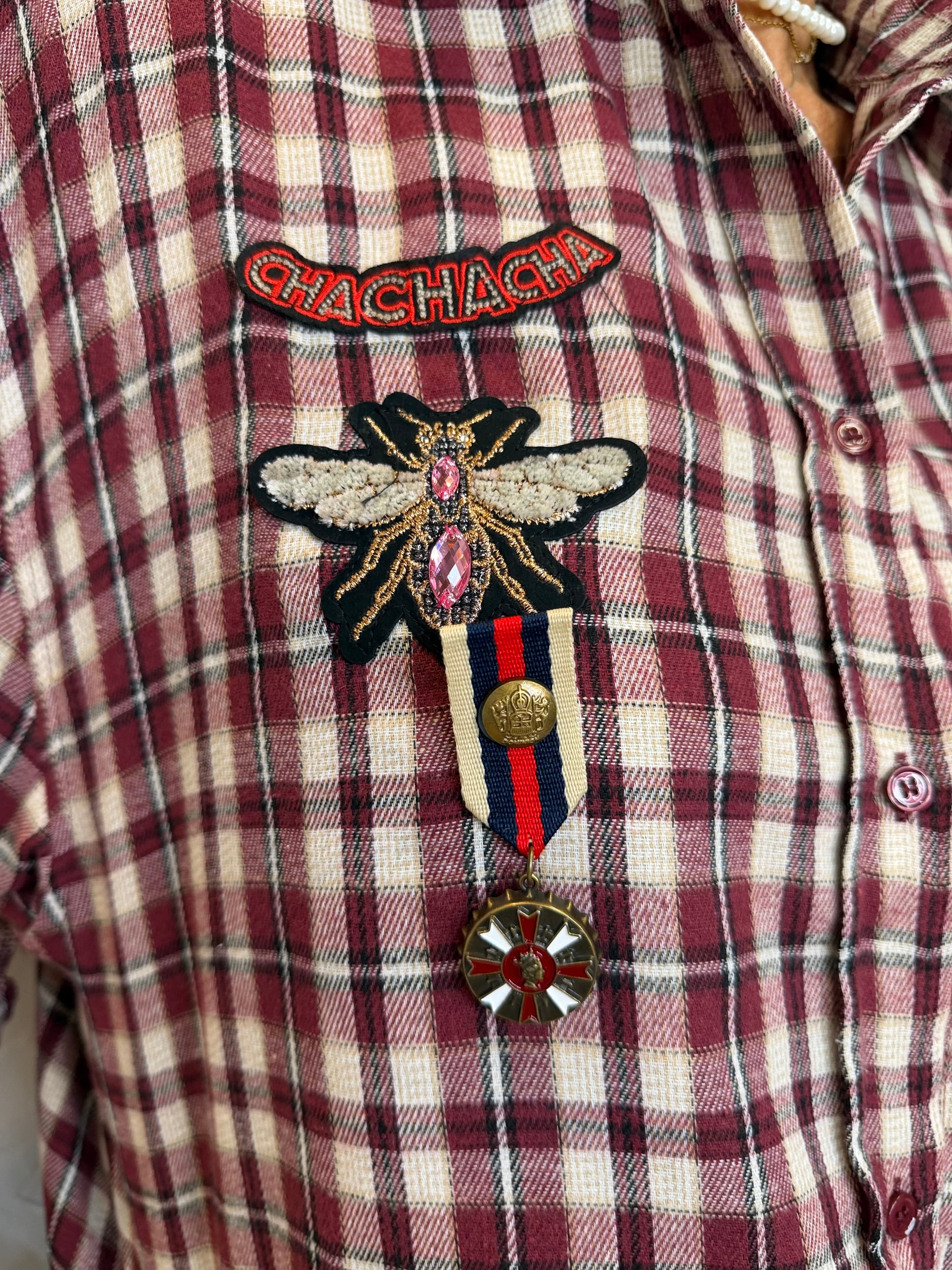 Camicia dettagli