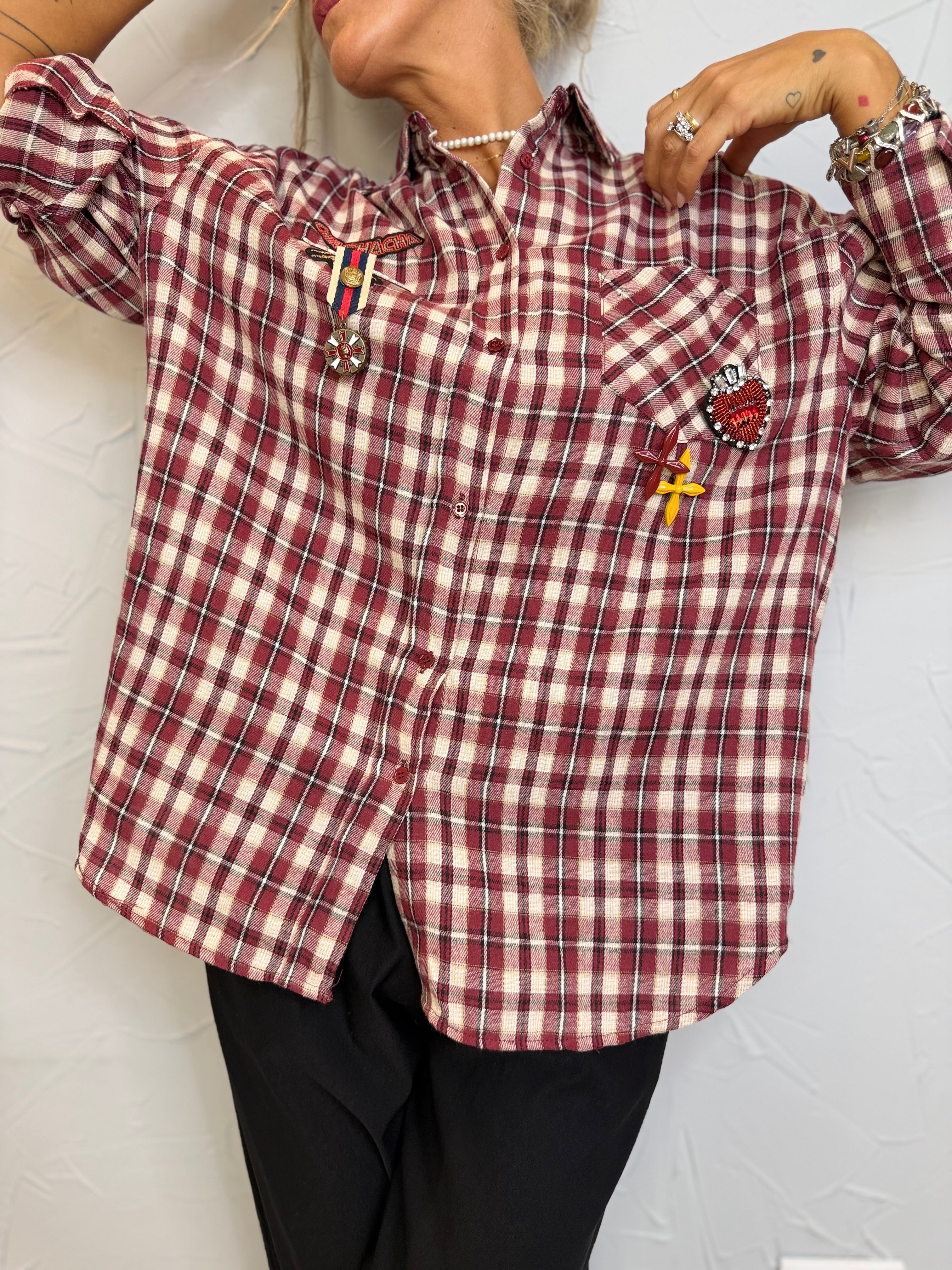 Camicia dettagli