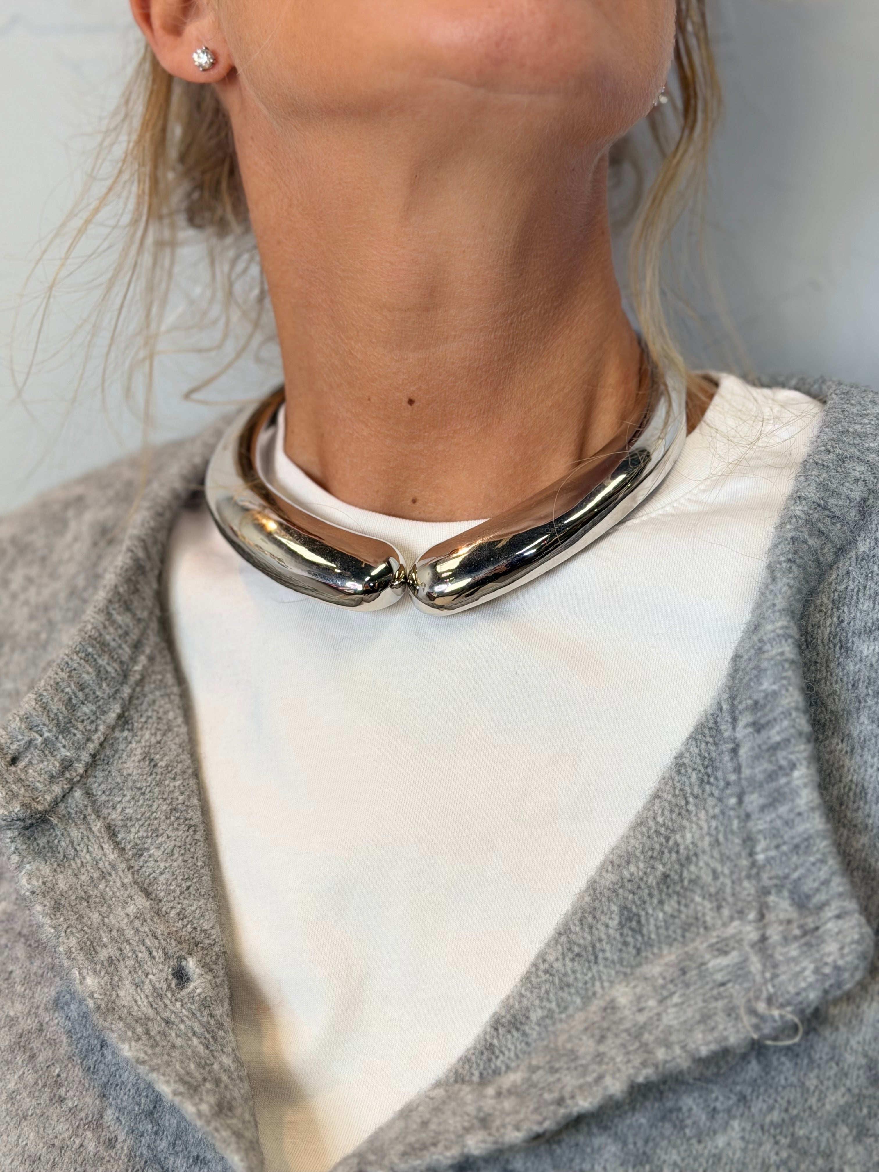 Collana Bacio