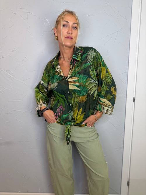 Camicia opera